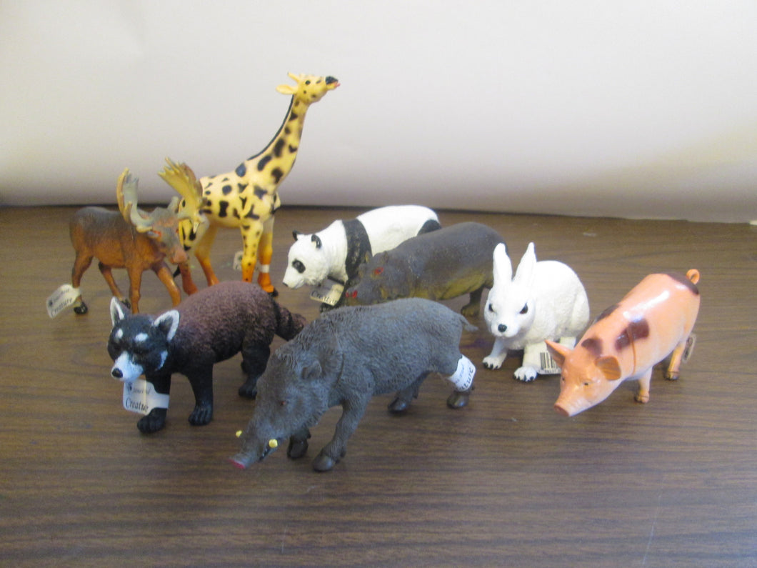 James Paul Creature Set of 8 Animals plastic