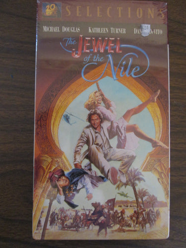 The Jewel of the Nile Movie starring Michael Douglas and Kathleen Turner VHS 1985