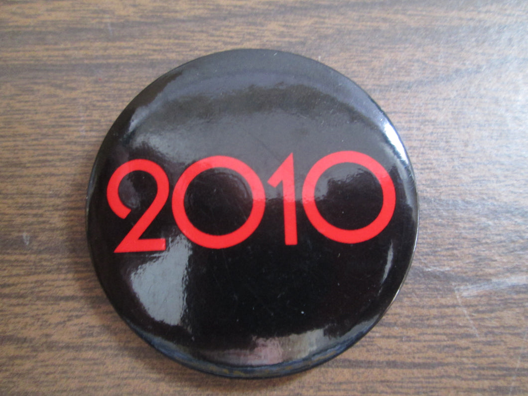 2010 Button Pin