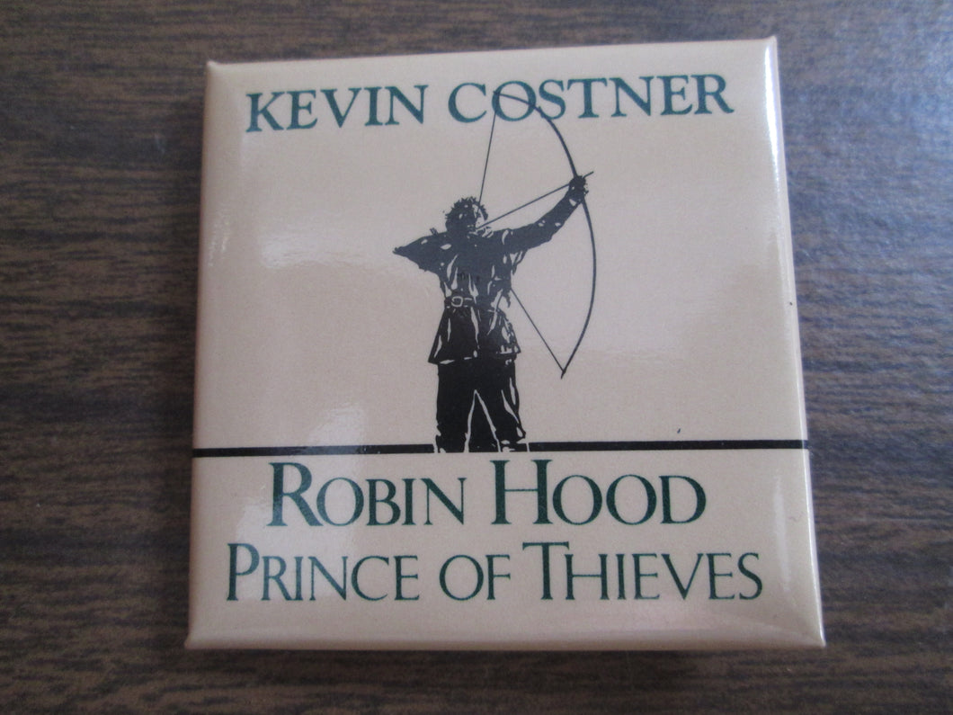 Robin Hood Prince of Thieves Kevin Costner Button Pin 1991