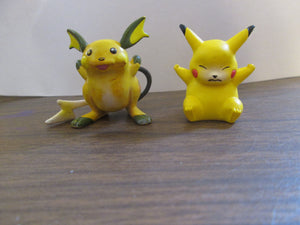 Pokemon Pikachu & Raichu 2"Gen 1 Tomy Loose Figure 1999