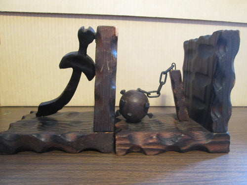Wooden Vintage Medieval Style Retro Home Décor Bookends