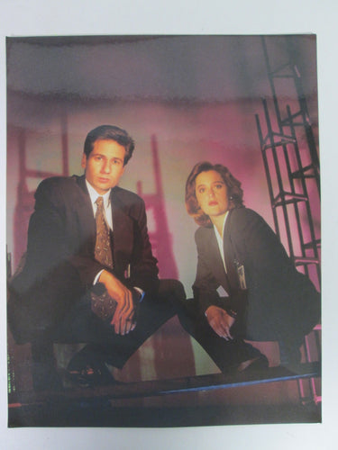 X-Files Mulder & Scully 8x10 Color Postcard 1995