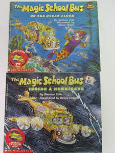 Magic School Bus 2 Books all the same size Scholastic PB
