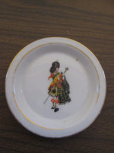 White Label Dewars Finest Scotch Whisky Minature Plate